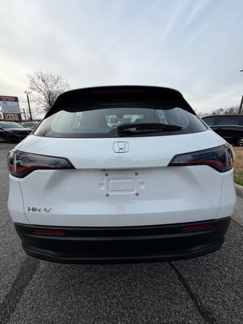 New 2025 Honda HR-V LX image 10