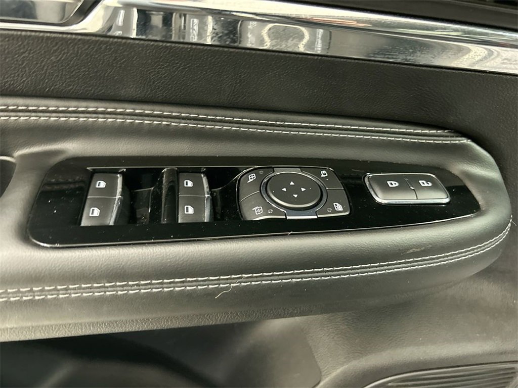 Used 2022 Lincoln Corsair AWD w/ Equipment Group 101A image 11