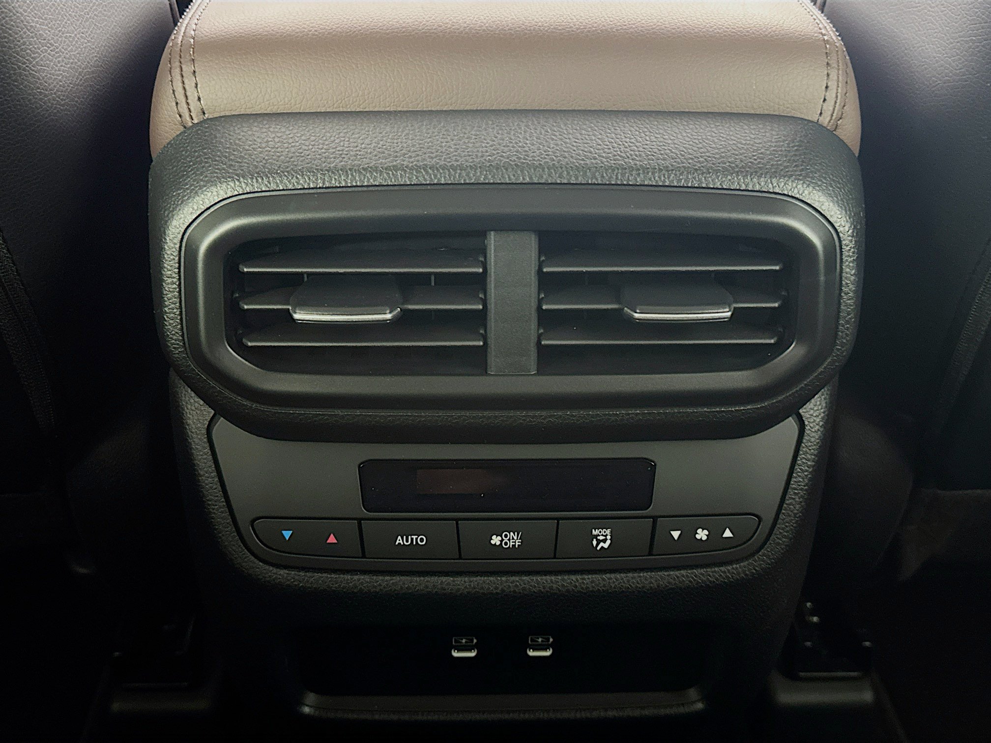 New 2026 Honda Pilot Touring image 26