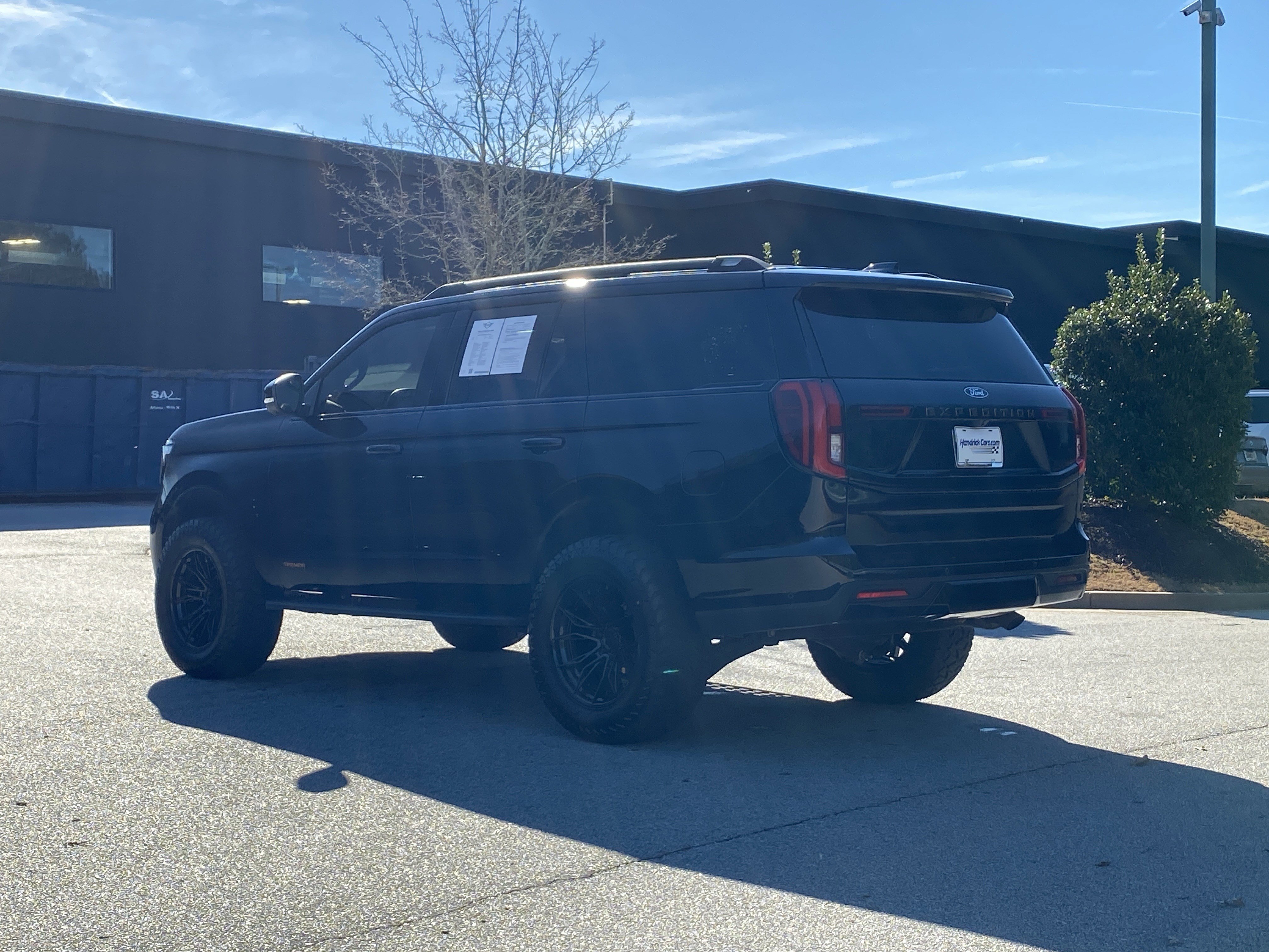 Used 2025 Ford Expedition Tremor image 15