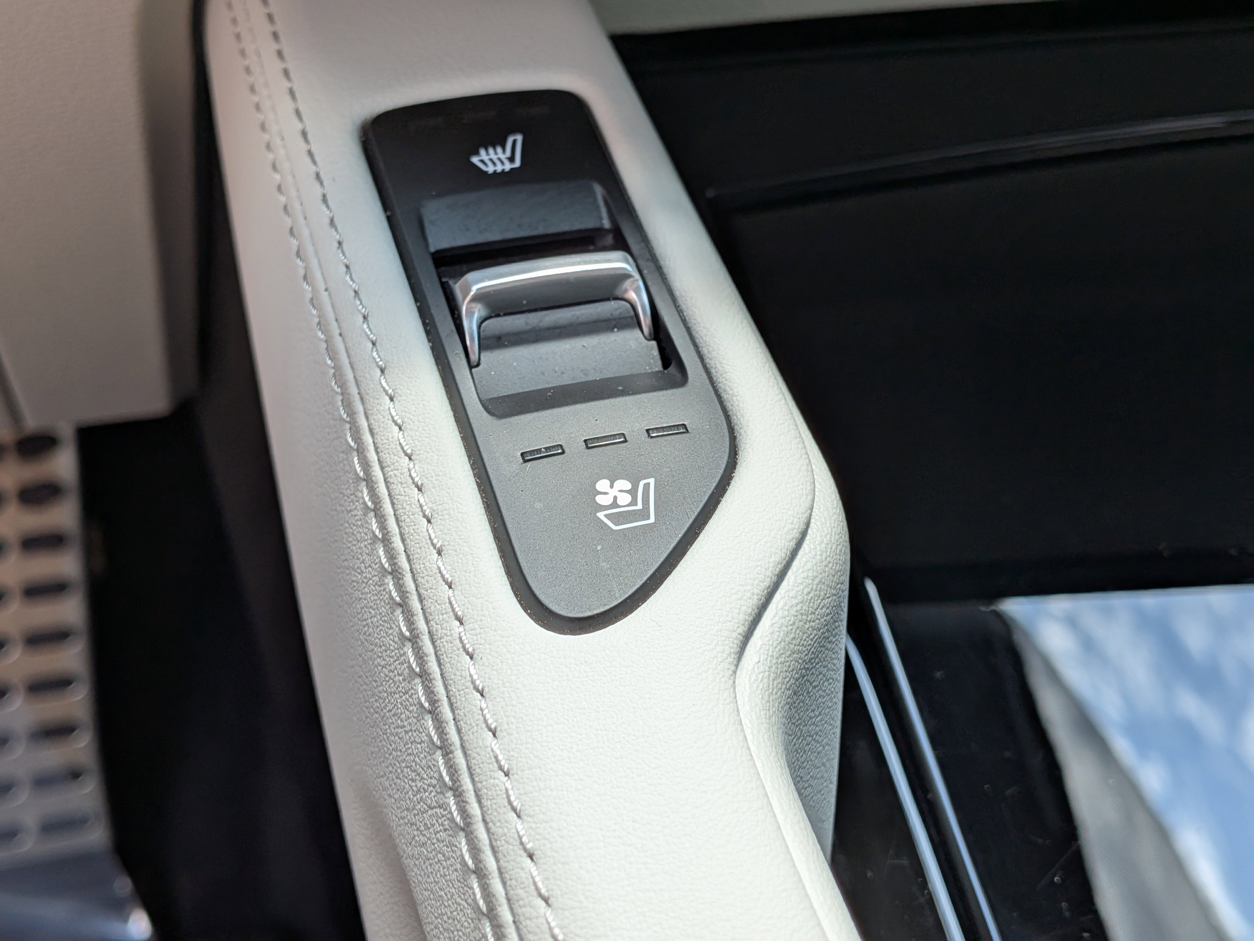 Used 2023 Kia Telluride SX Prestige AWD/4WD image 33