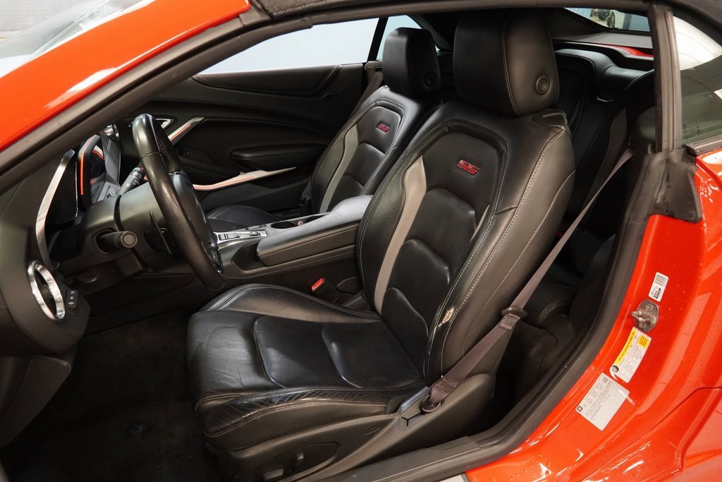 Used 2017 Chevrolet Camaro SS image 3