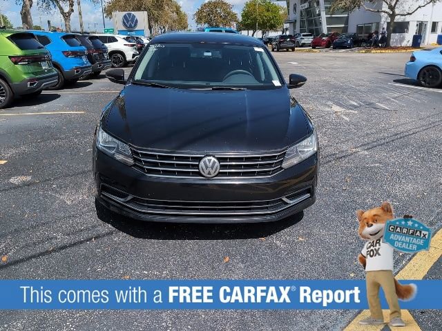 Used 2017 Volkswagen Passat 1.8T S image 2