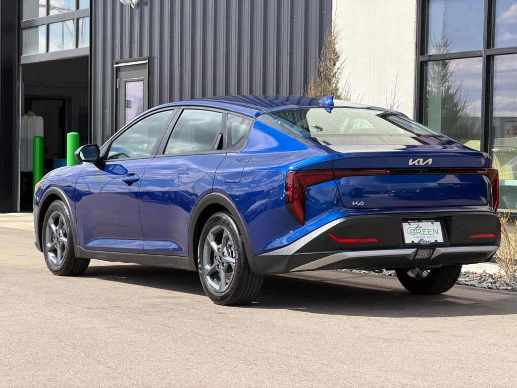 Used 2025 Kia K4 FWD image 3