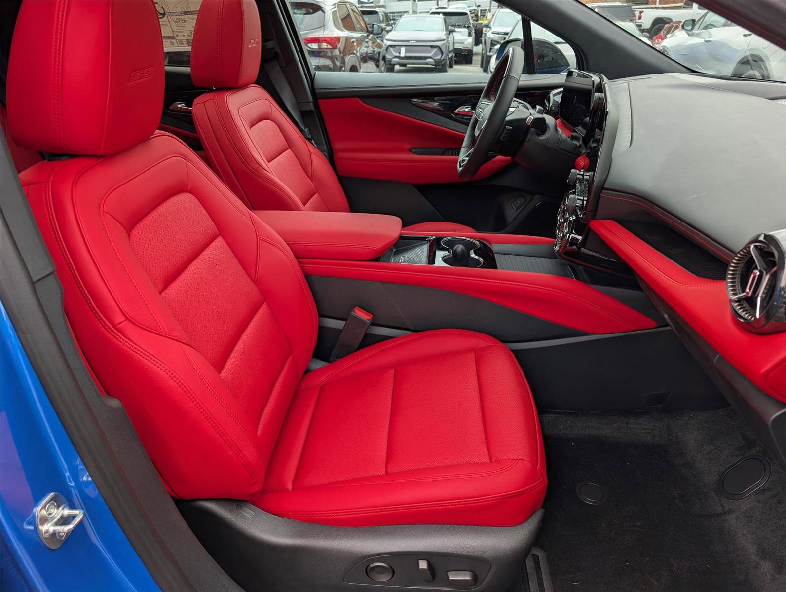 New 2026 Chevrolet Blazer EV SS w/ LPO, Tech Bronze Package image 6