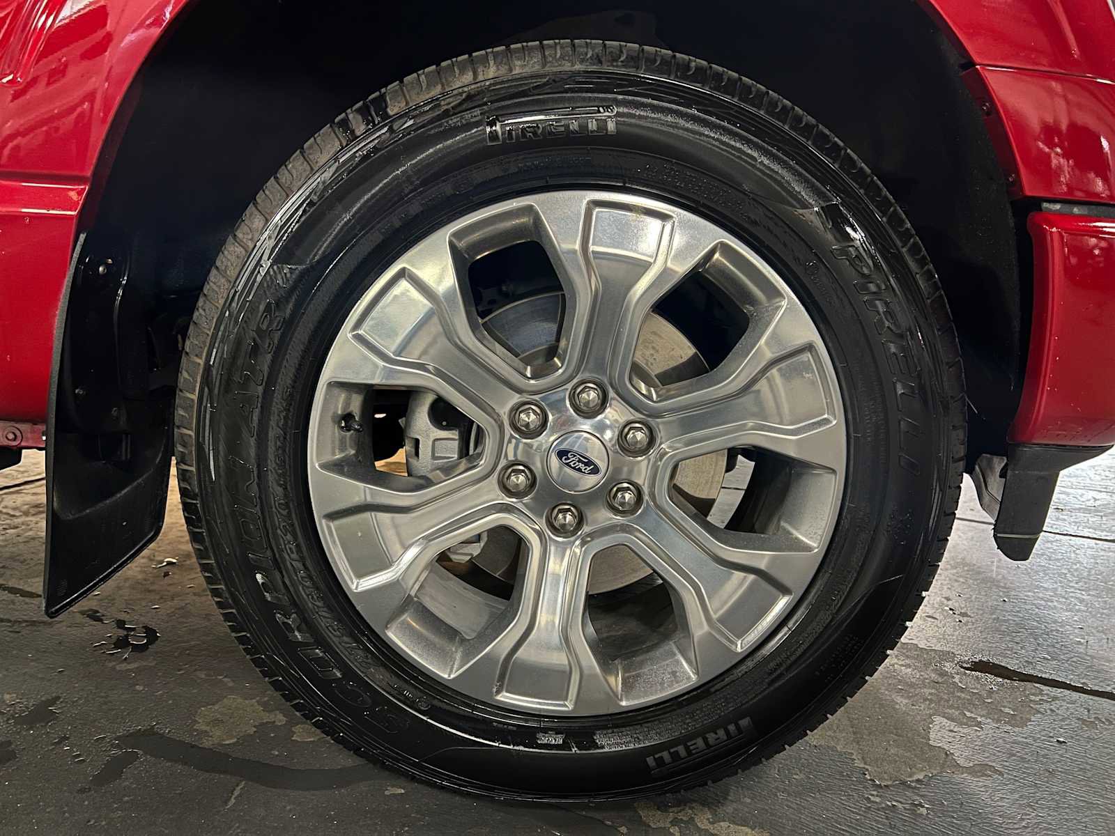 Used 2022 Ford F150 Platinum w/ Trailer Tow Package image 9