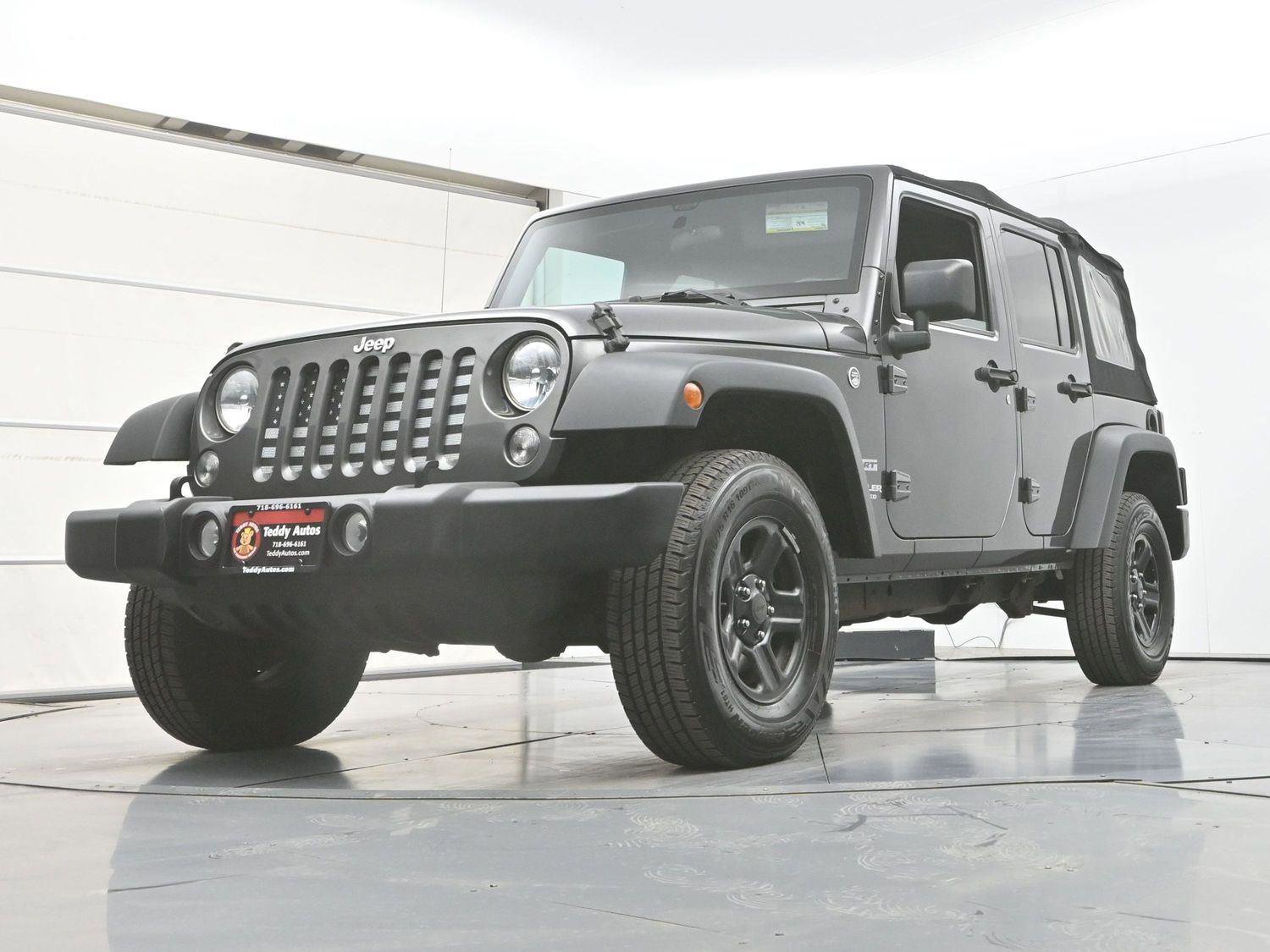 Used 2017 Jeep Wrangler Unlimited Sport w/ Connectivity Group AWD/4WD image 25