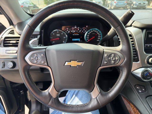 Used 2017 Chevrolet Suburban Premier AWD/4WD image 31
