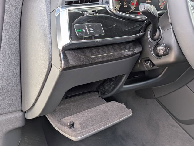 New 2026 Audi Q8 Premium Plus image 9