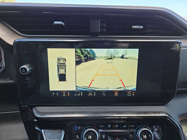 Used 2024 GMC Sierra 1500 AT4 w/ Technology Package AWD/4WD image 28