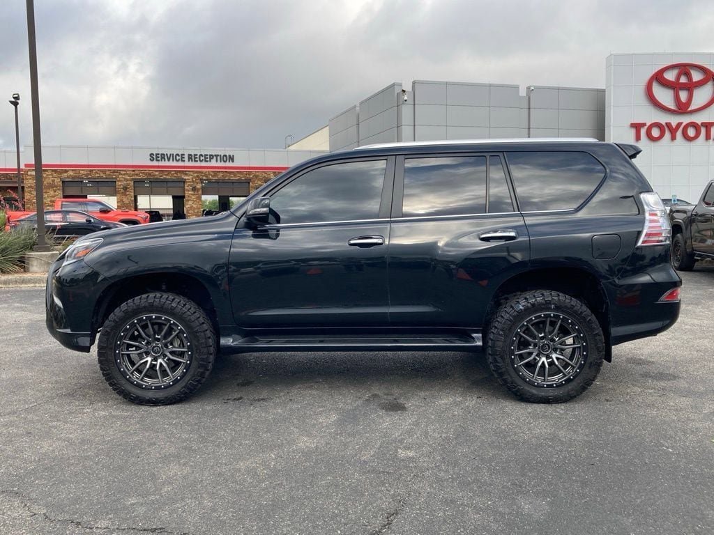 Used 2023 Lexus GX 460 Premium AWD/4WD image 8