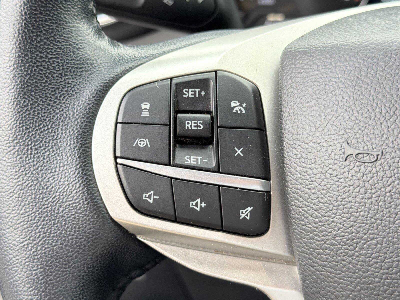 Used 2023 Ford Explorer XLT w/ Equipment Group 202A RWD image 25