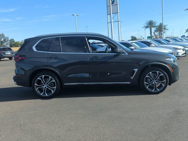 New 2026 BMW X5 xDrive40i w/ Climate Comfort Package image 5