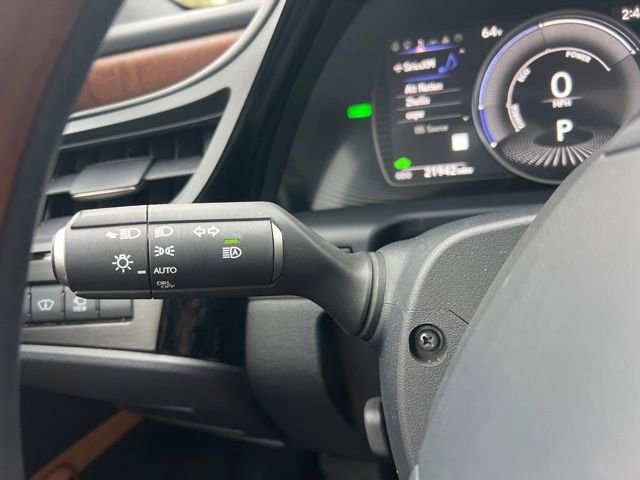 Used 2025 Lexus ES 300h Ultra Luxury image 25