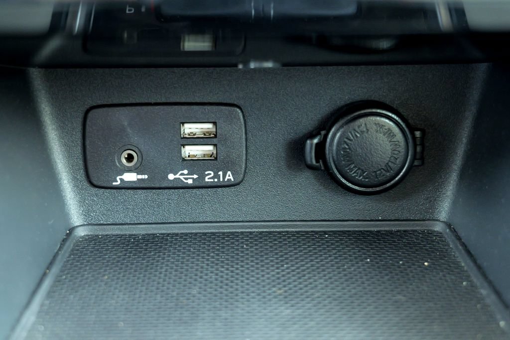 Used 2023 Subaru Forester Limited AWD/4WD image 58