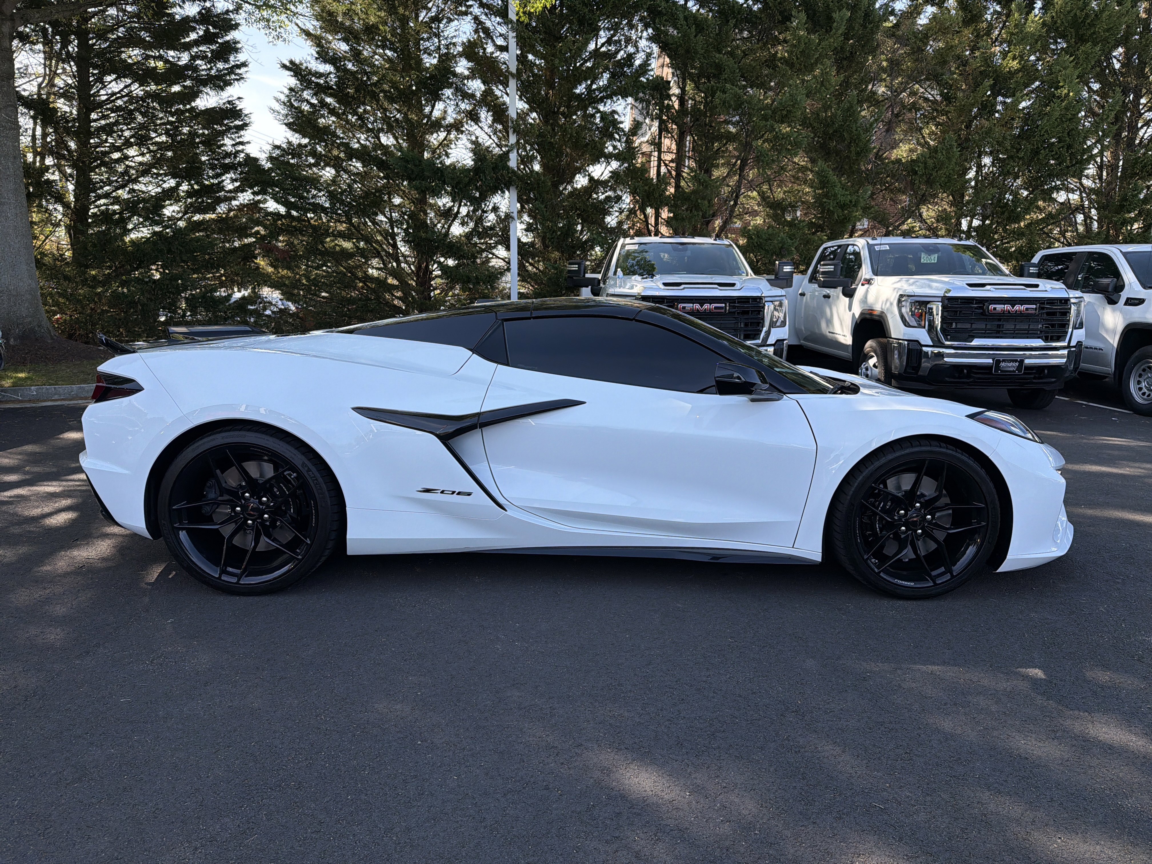 Used 2025 Chevrolet Corvette Z06 w/ Stealth Interior Trim Package image 11