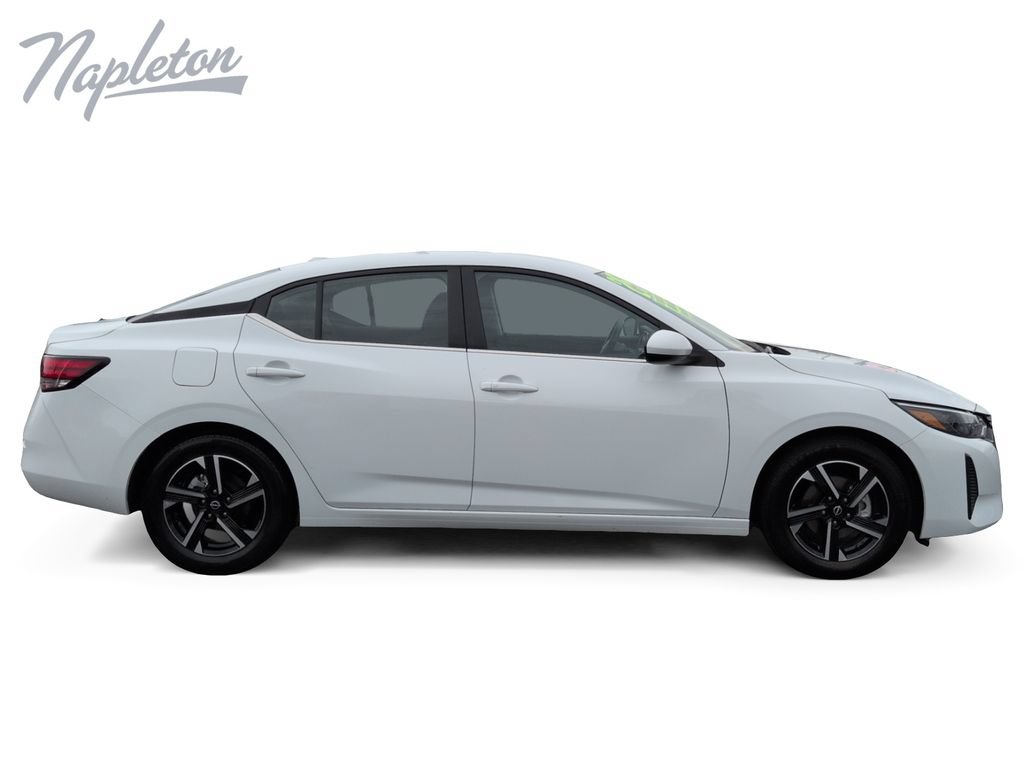 Used 2025 Nissan Sentra SV FWD image 6