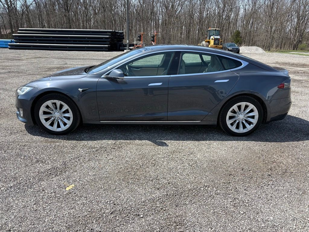 Used 2017 Tesla Model S 60D AWD/4WD image 6