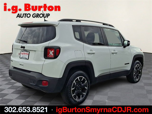 Used 2023 Jeep Renegade Latitude image 6