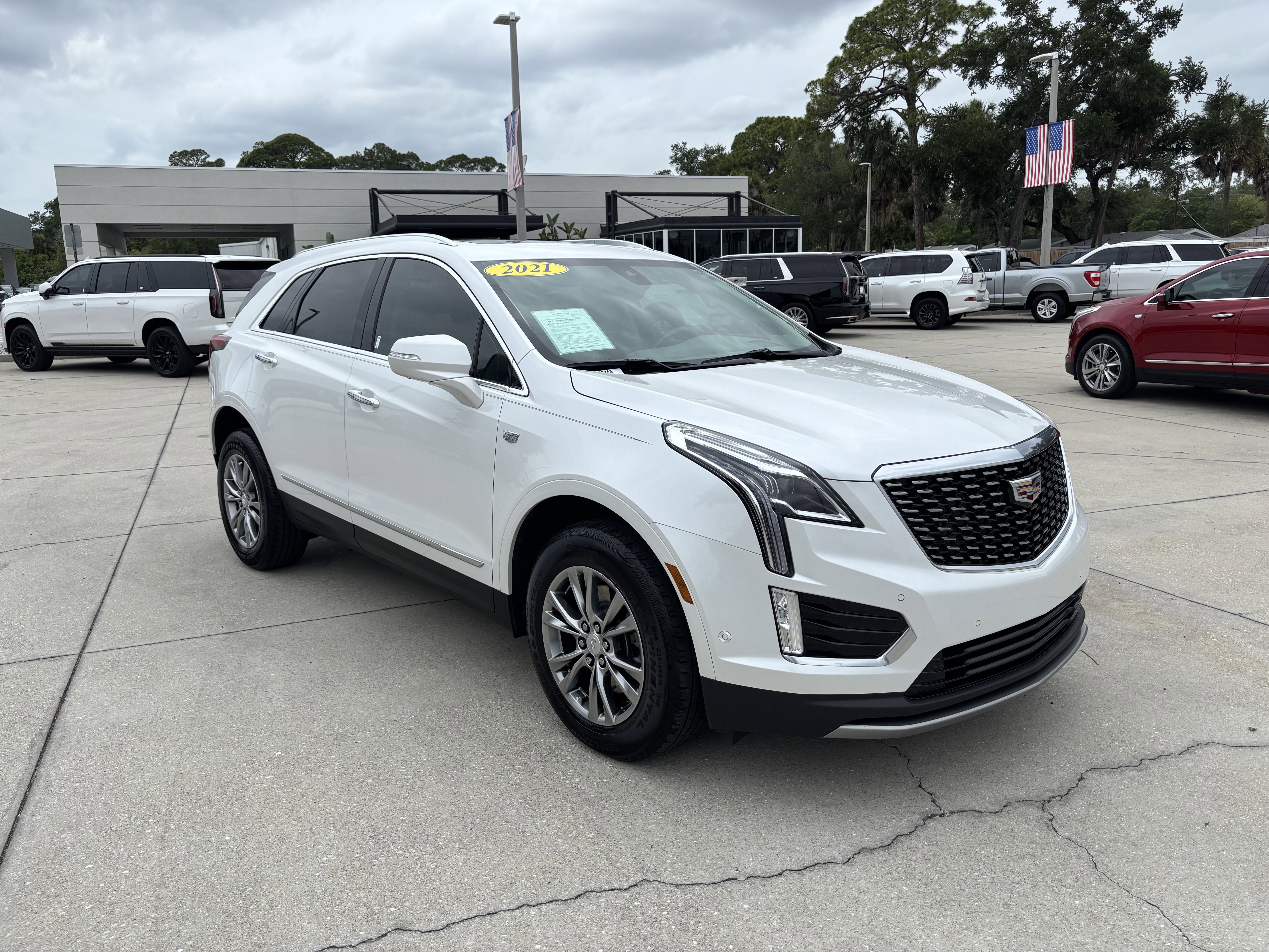 Used 2021 Cadillac XT5 Premium Luxury FWD image 7
