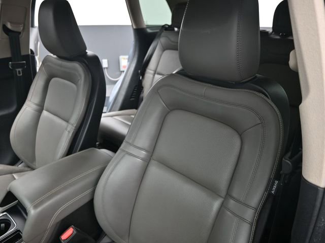 Used 2023 Lincoln Corsair Reserve image 13