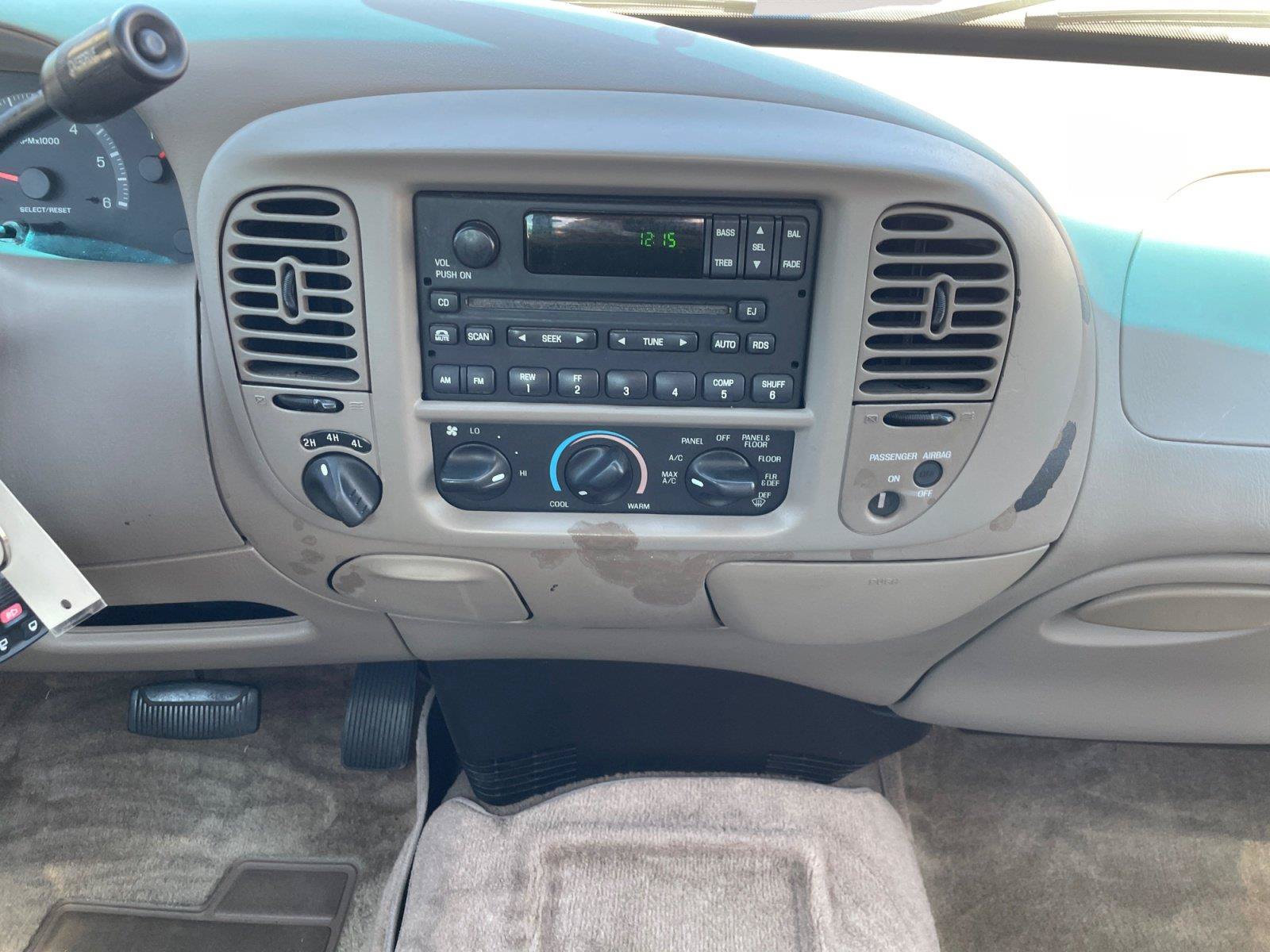 Used 2002 Ford F150 4x4 Regular Cab image 11