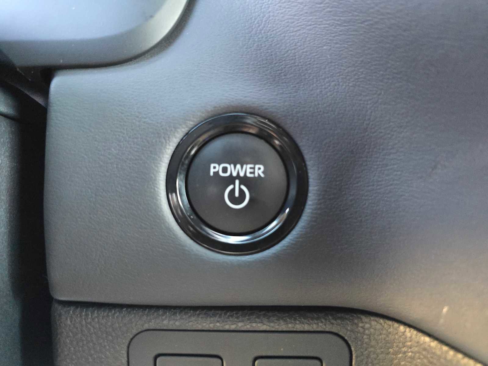 Certified 2025 Toyota Sequoia Platinum w/ Tow Technology Package image 31