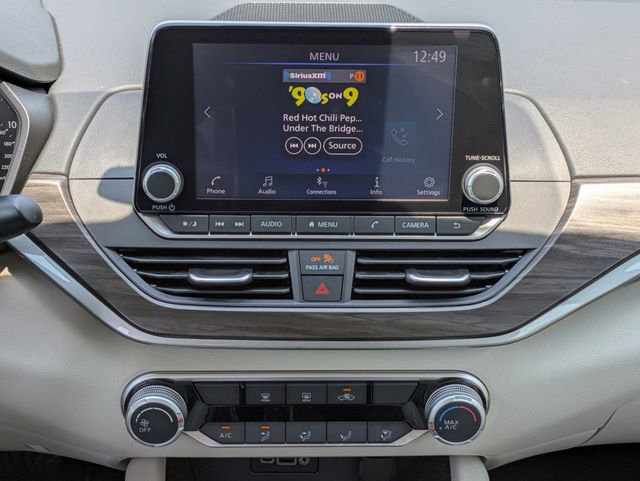 Used 2025 Nissan Altima 2.5 SV FWD image 23