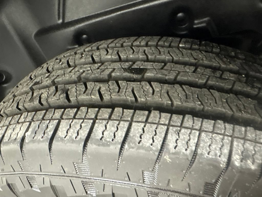 Used 2026 Jeep Wrangler Sport AWD/4WD image 15