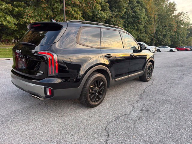 Used 2023 Kia Telluride SX Prestige X-Pro AWD/4WD image 2