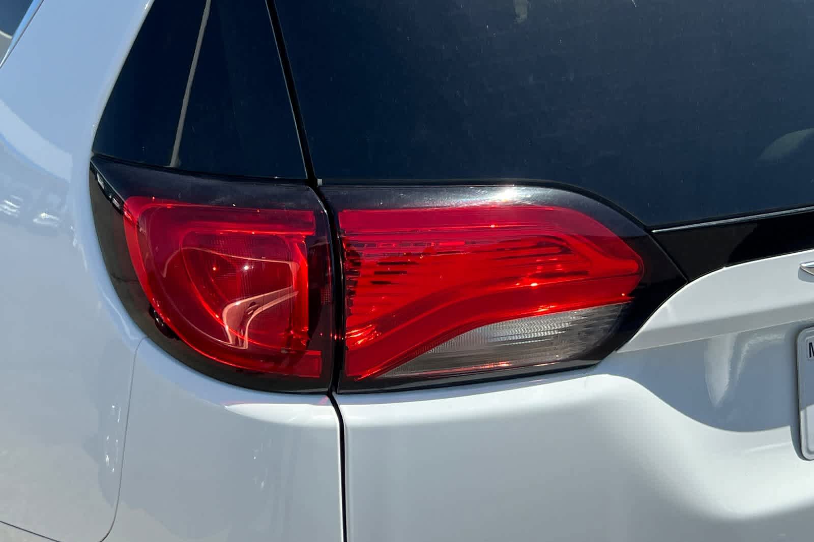 Used 2020 Chrysler Pacifica Touring-L image 20