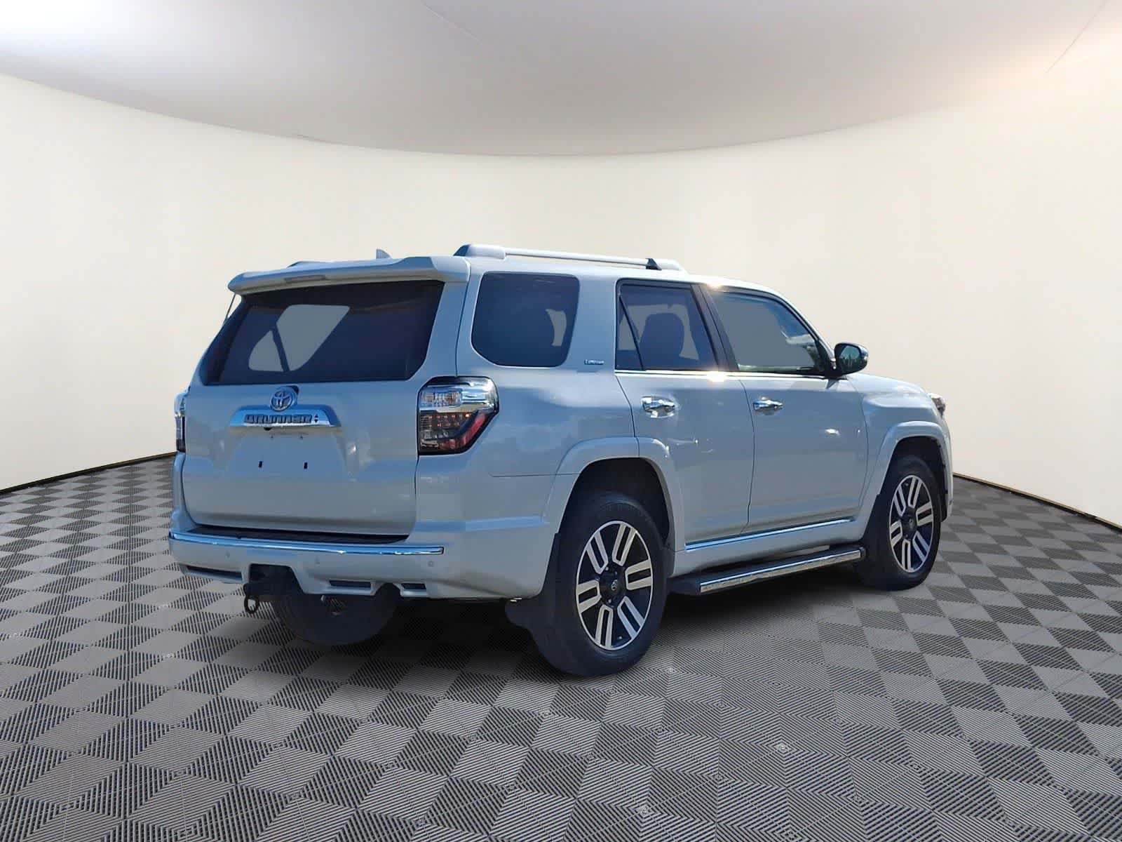 Certified 2023 Toyota 4Runner Limited AWD/4WD image 5