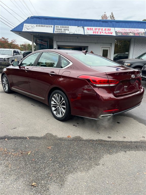Used 2015 Hyundai Genesis 3.8 image 6