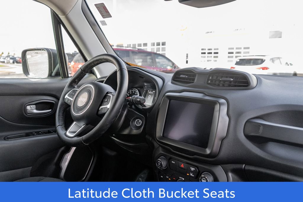Used 2023 Jeep Renegade Latitude w/ Premium Group AWD/4WD image 11