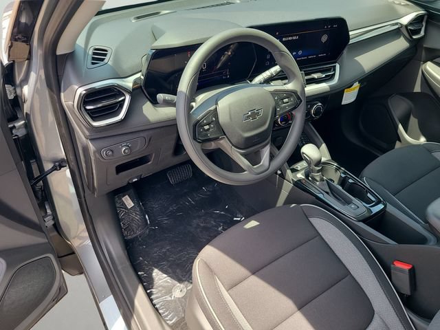 New 2026 Chevrolet TrailBlazer LT w/ Midnight Edition FWD image 18