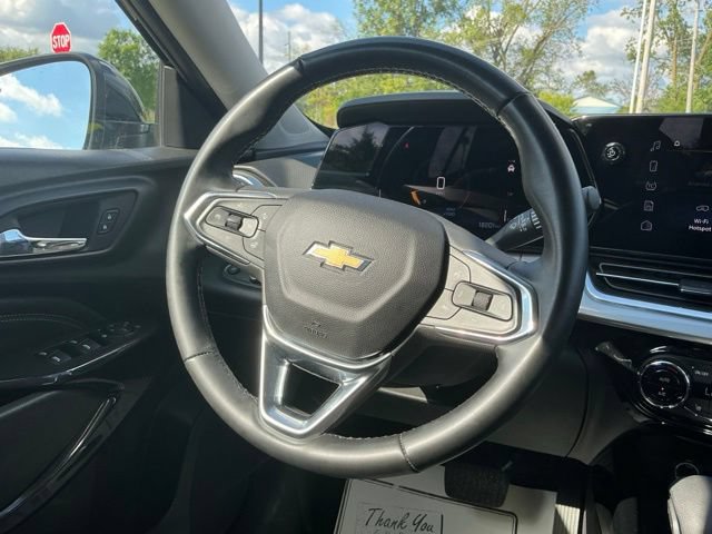 Used 2024 Chevrolet Trax LT w/ Driver Confidence Package FWD image 22