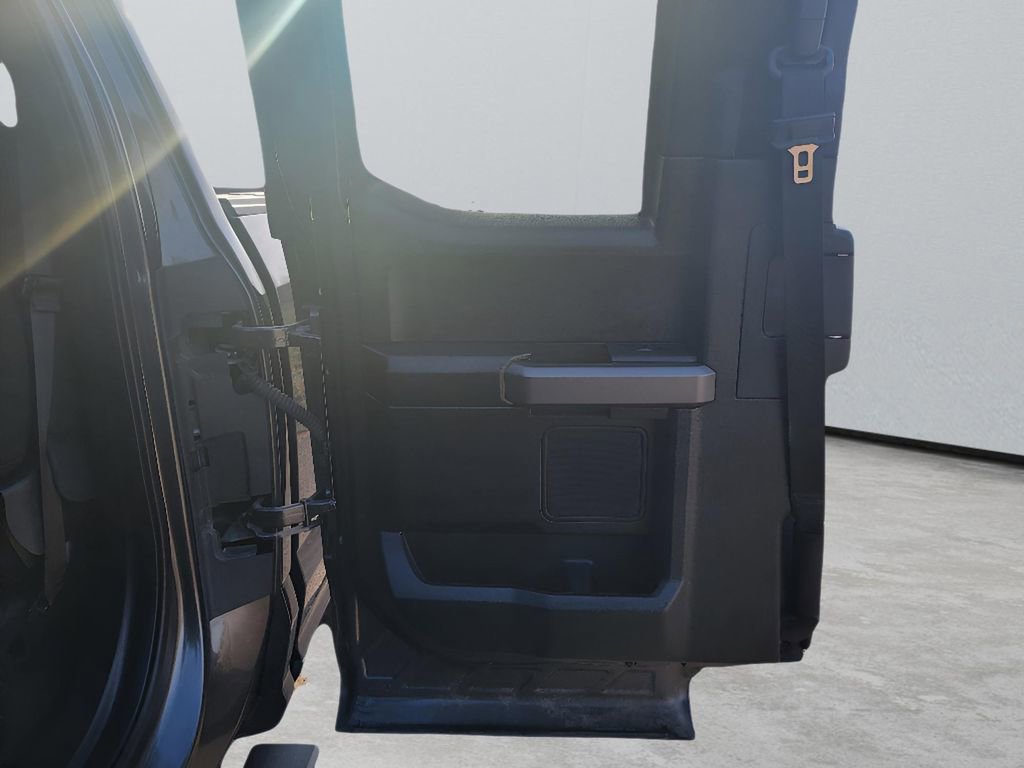 Used 2015 Ford F150 XLT w/ Equipment Group 301A Mid image 23