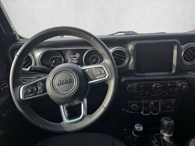 Used 2020 Jeep Gladiator Overland AWD/4WD image 17