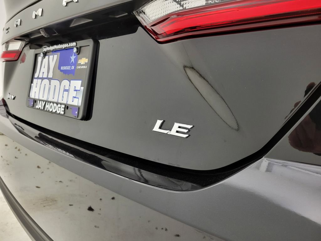 Used 2025 Toyota Camry LE image 19