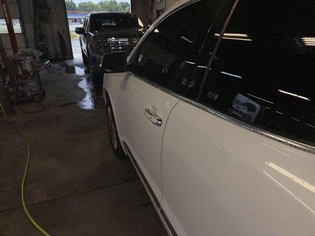 Used 2020 GMC Acadia Denali w/ Trailering Package AWD/4WD image 19