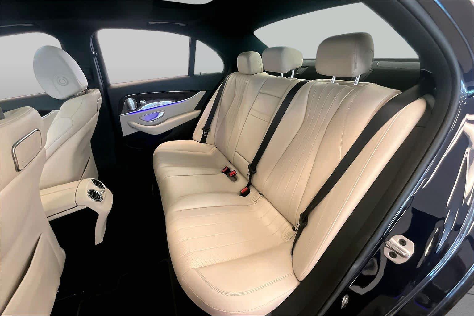 Used 2019 Mercedes-Benz E 300 image 17