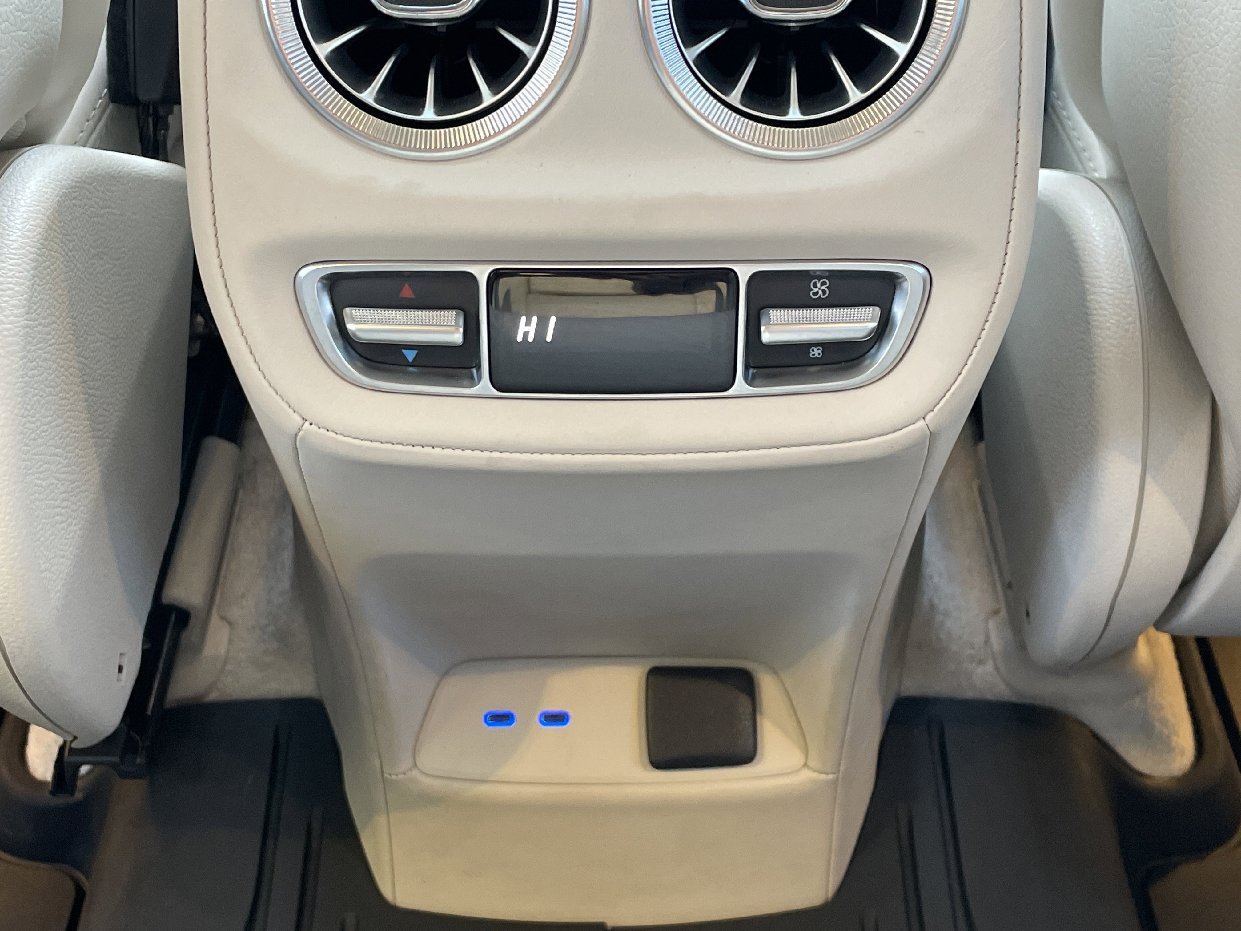 Certified 2025 Mercedes-Benz G 550 image 40