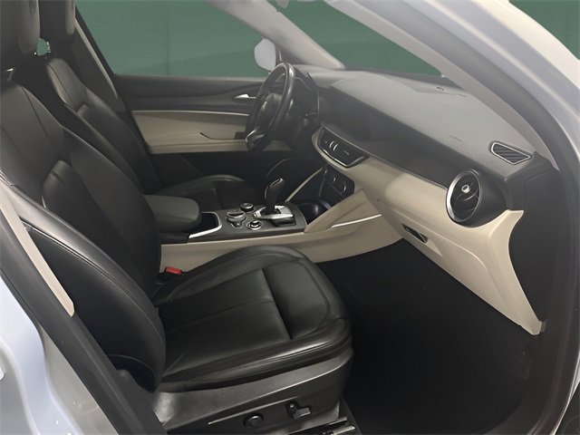 Used 2021 Alfa Romeo Stelvio Ti w/ Nero Edizione image 16