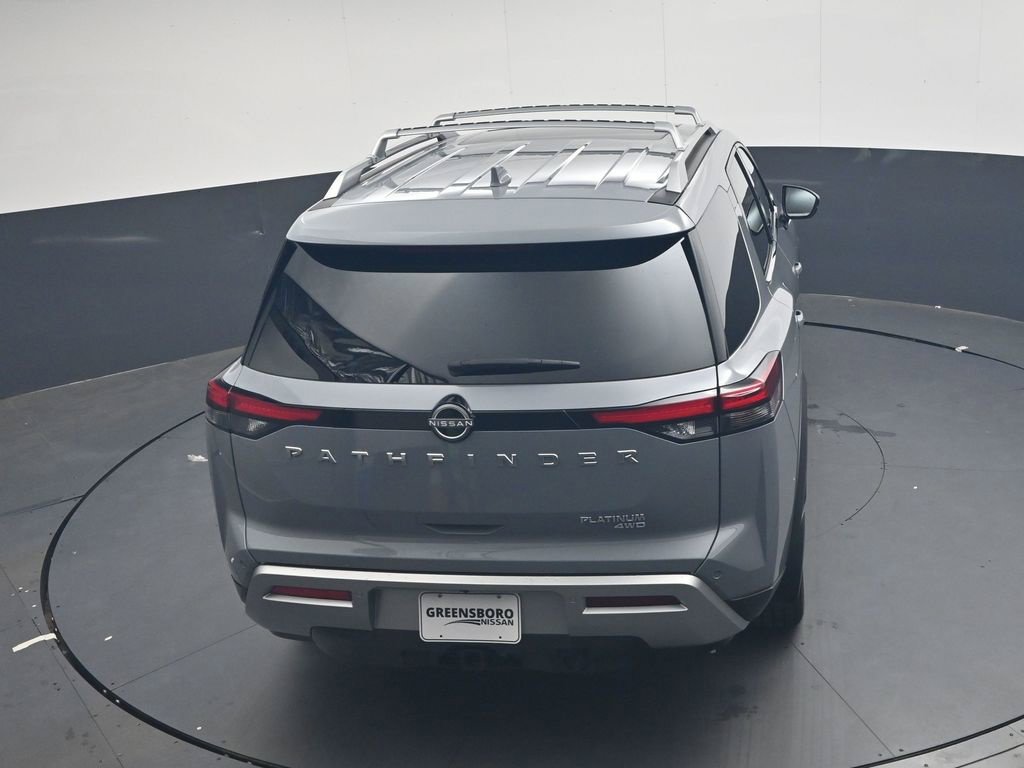 Certified 2025 Nissan Pathfinder Platinum w/ Cargo Package AWD/4WD image 31