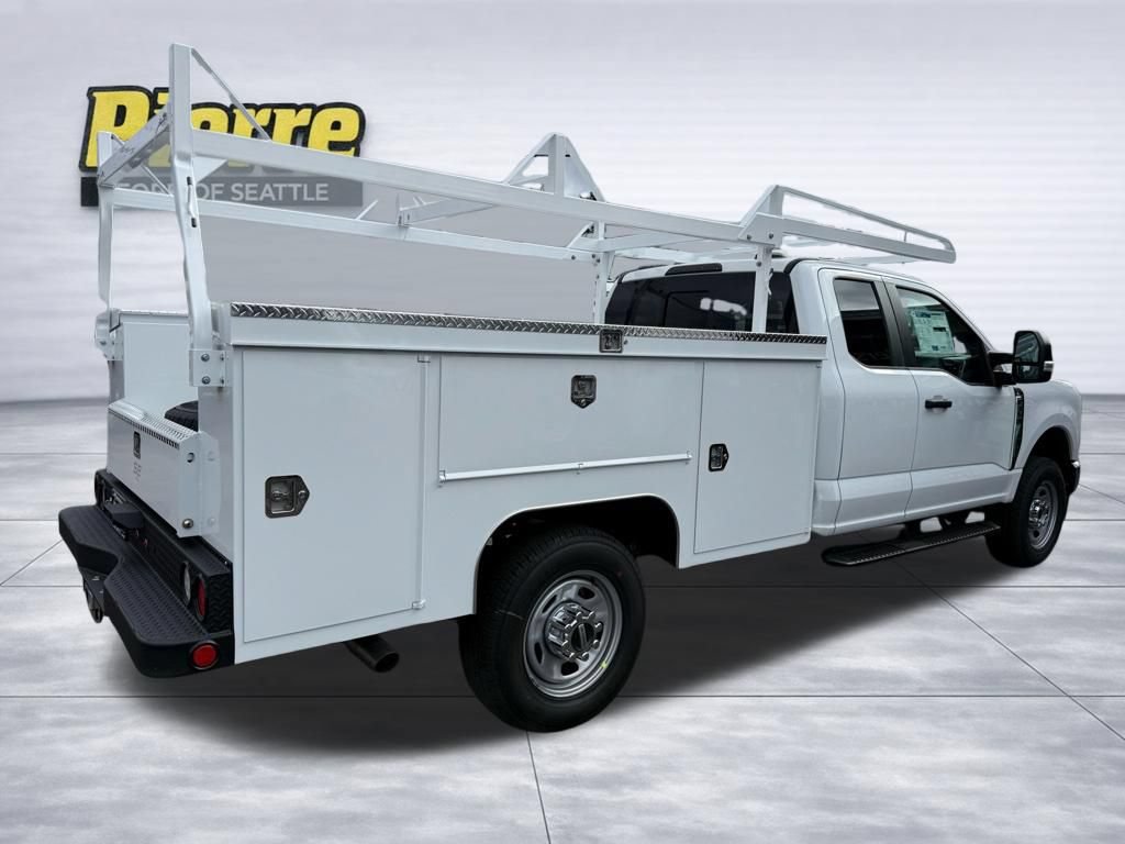 New 2026 Ford F350 XL w/ XL Chrome Package AWD/4WD image 4
