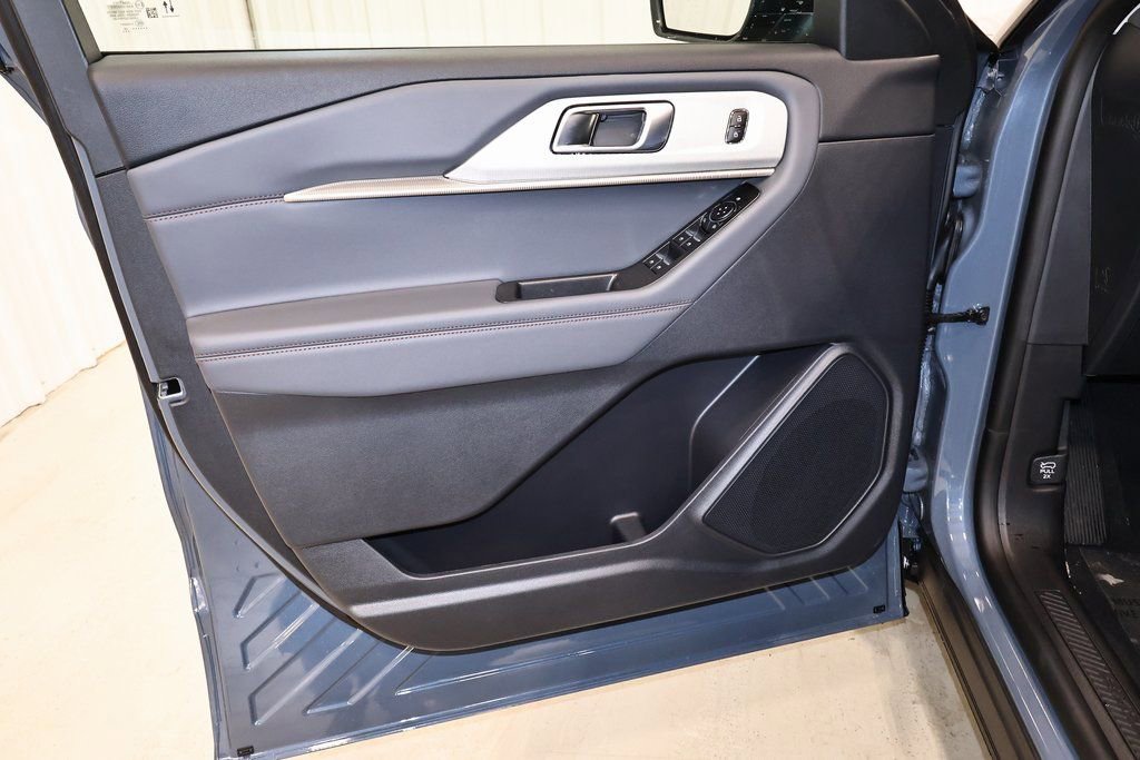 New 2026 Ford Explorer Active w/ Active Comfort Package image 10