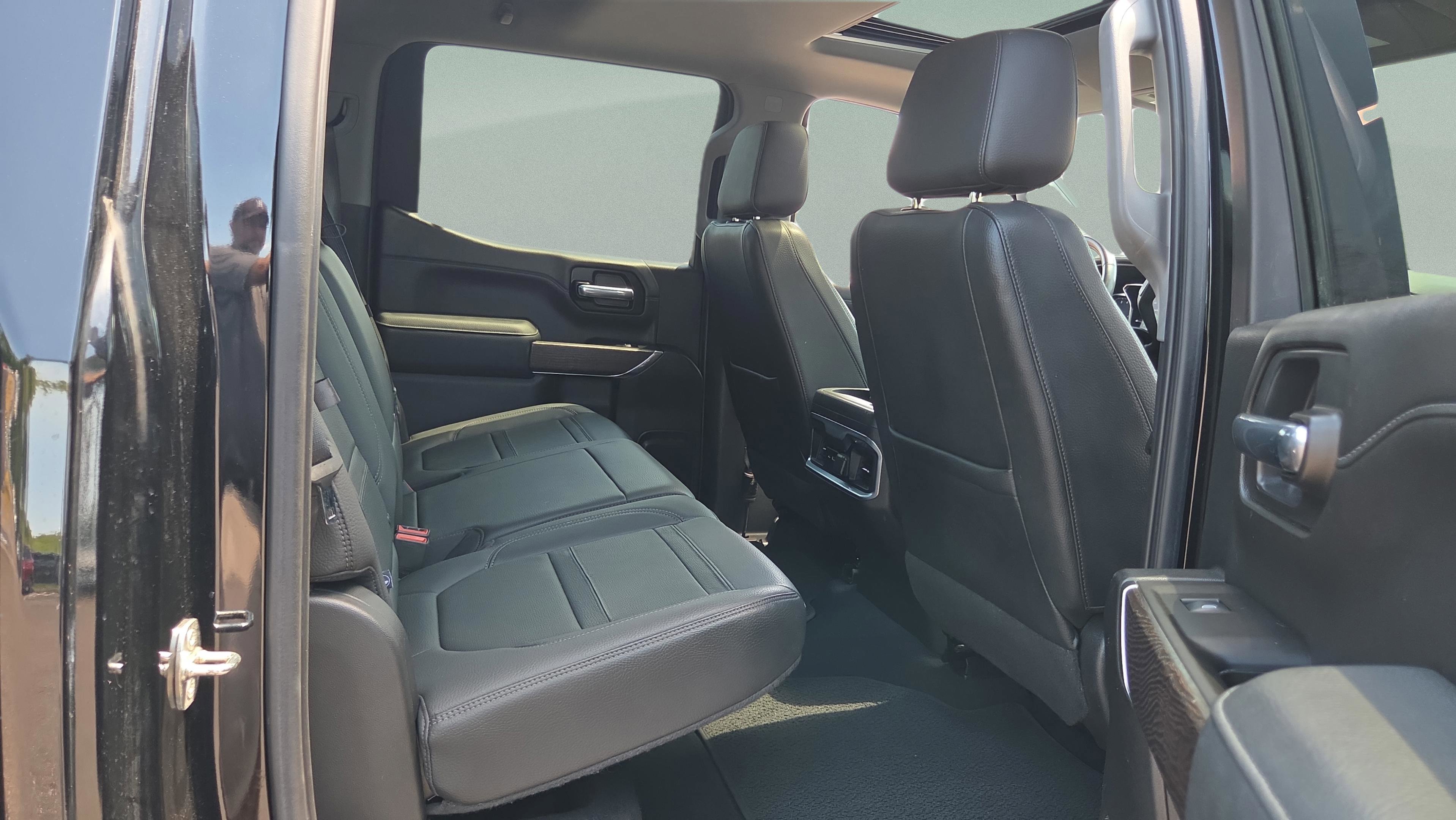Used 2022 GMC Sierra 1500 Denali w/ Denali Premium Package AWD/4WD image 16