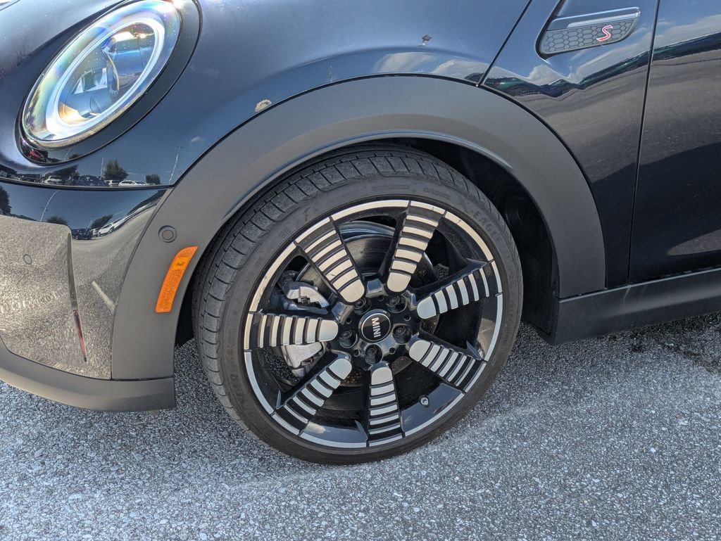 Used 2024 MINI Cooper S FWD image 5