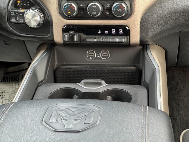 Used 2022 RAM 1500 Laramie AWD/4WD image 19