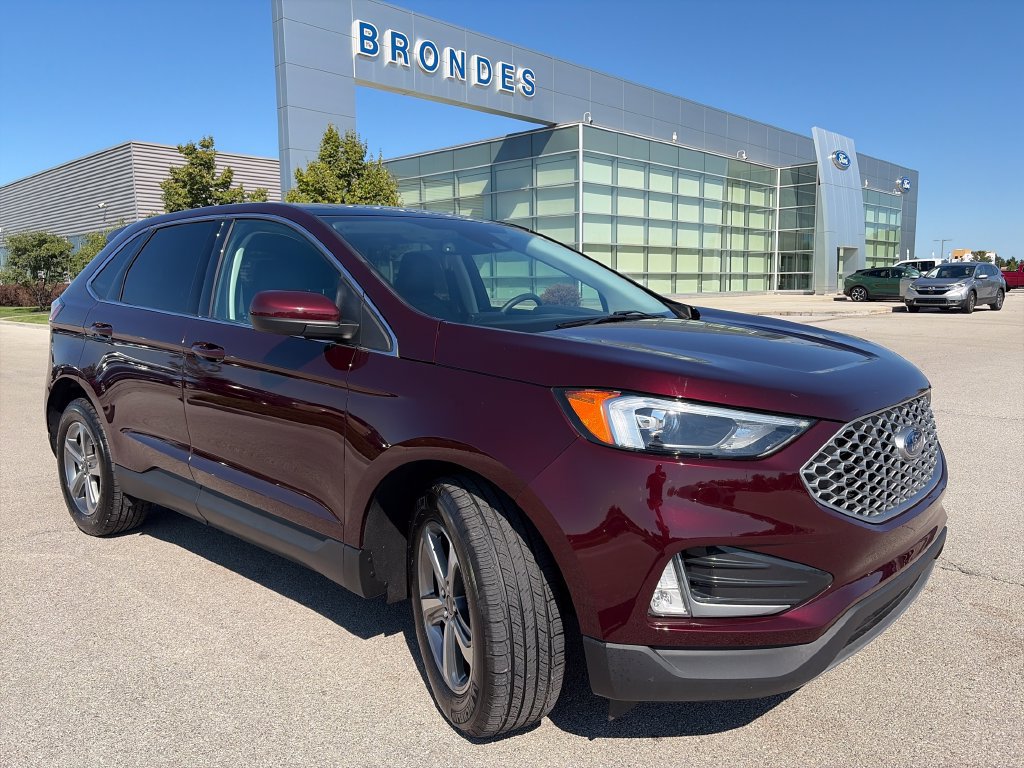 Used 2024 Ford Edge SEL w/ Convenience Package